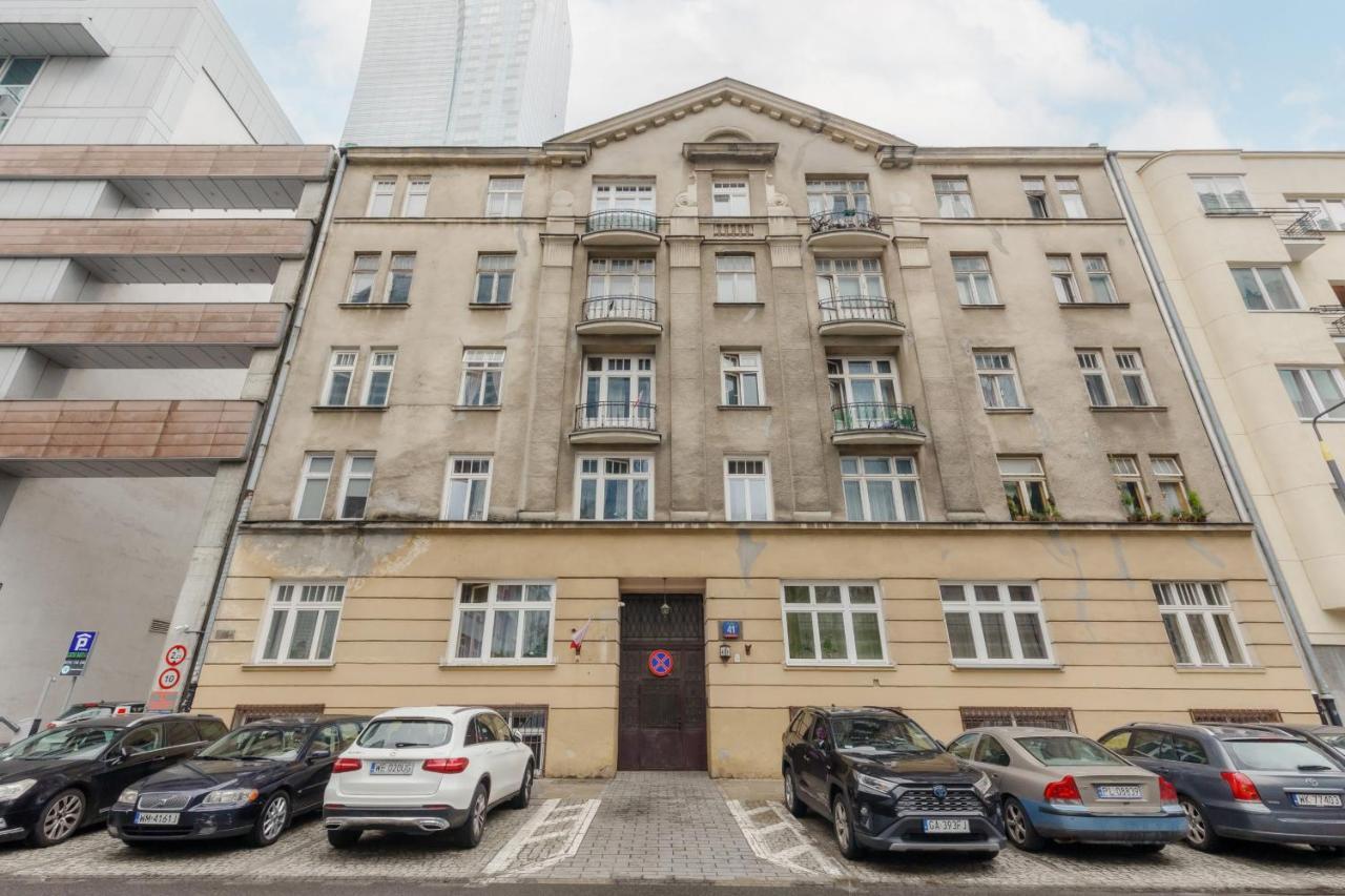 Metro Rondo Onz Apartment By Noclegi Renters Warszawa Exteriör bild